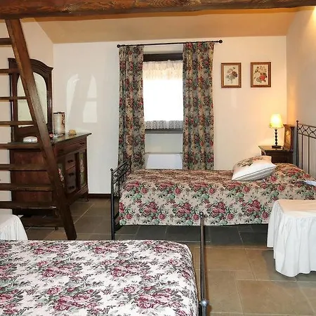 San Bernardo Sleeps 17 Pool Air Con Wifi *