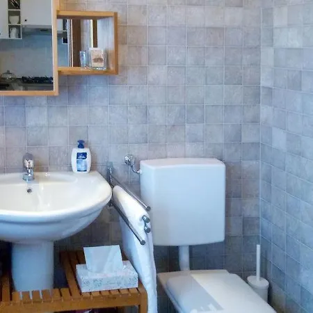 San Bernardo Sleeps 17 Pool Air Con Wifi